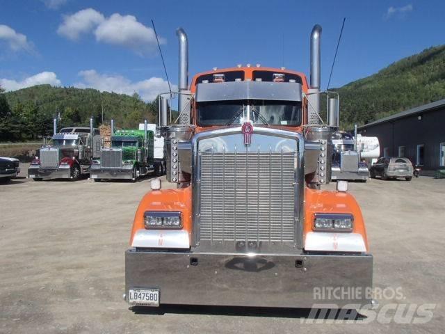 Kenworth W 900 L Τράκτορες