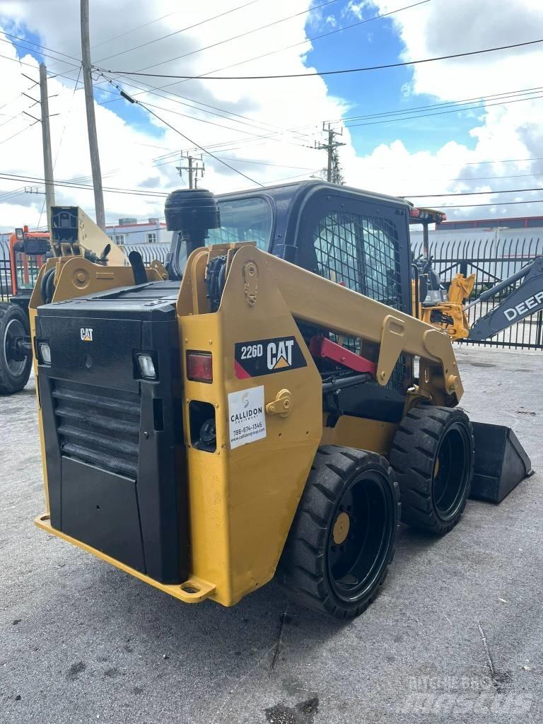 CAT 226 D Φορτωτάκια