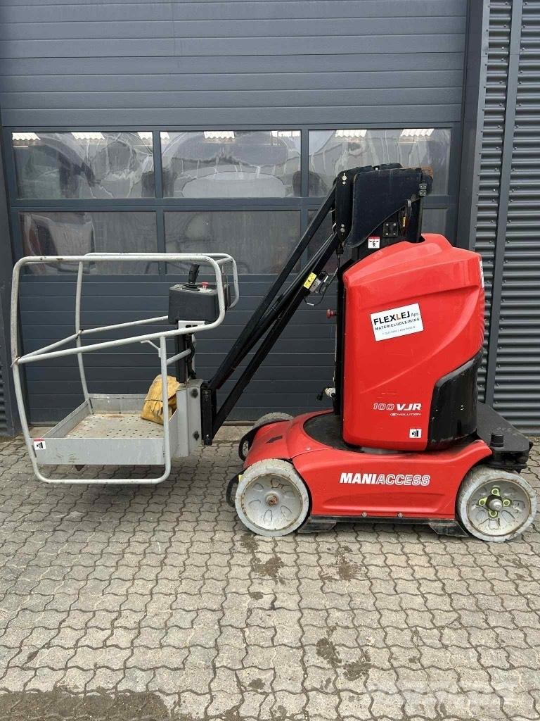 Manitou 100 VJR Ανυψωτήρες με κατακόρυφους πυλώνες