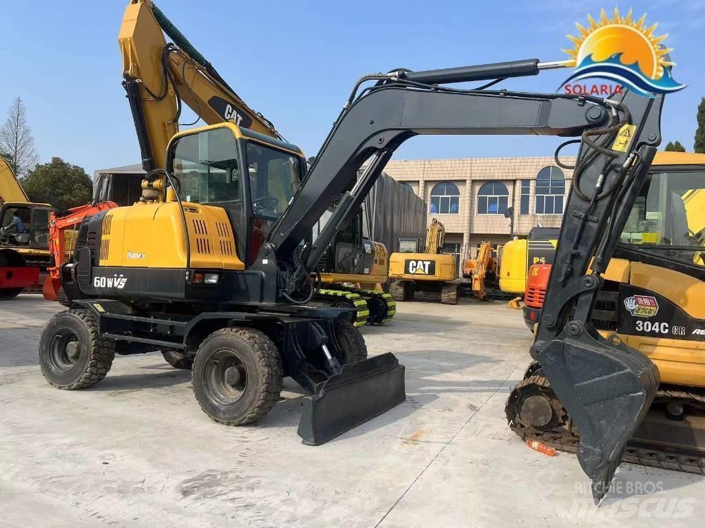 Hyundai R60W vs Εκσκαφάκι (διαβολάκι) < 7t