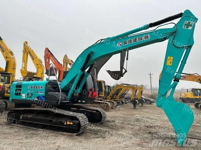 Hitachi ZX 200 Εκσκαφείς με ερπύστριες