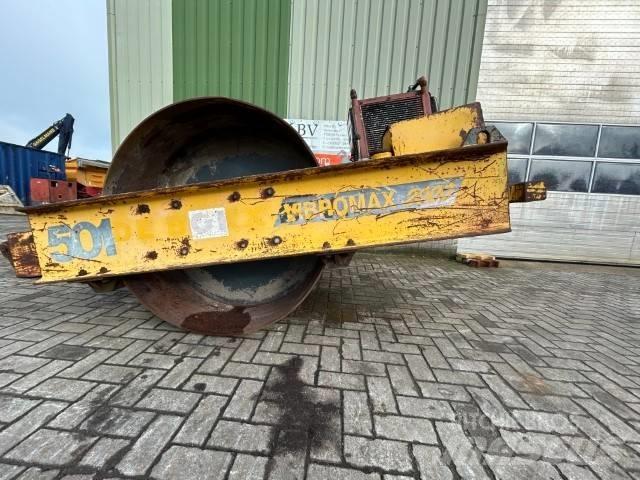 Vibromax 2000 Ρυμουλκούμενοι οδοστρωτήρες με δόνηση
