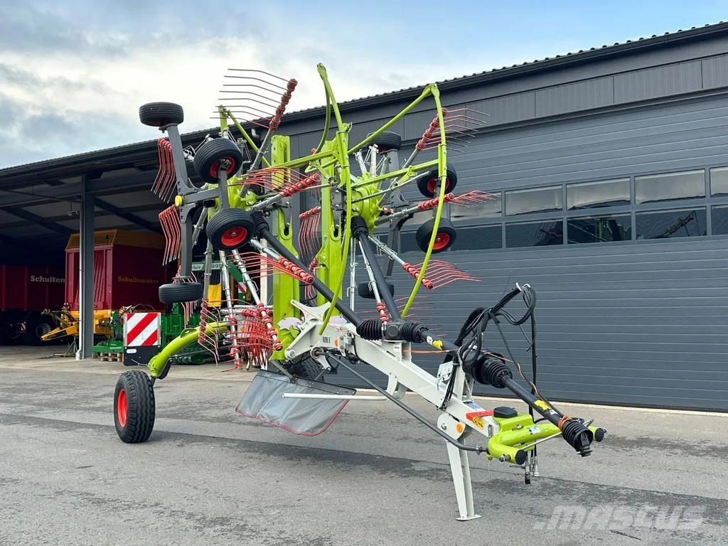 CLAAS Liner 2700 Αναμοχλευτήρες