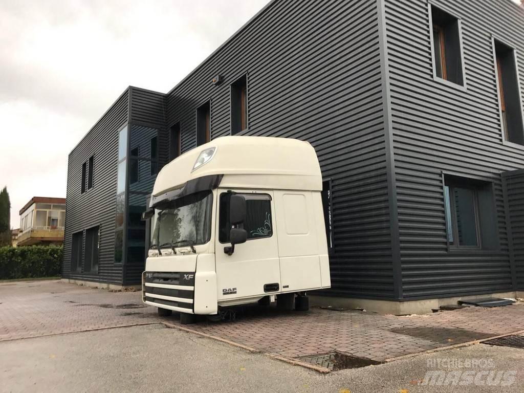DAF XF 105 Euro 5 Καμπίνες και εσωτερικό