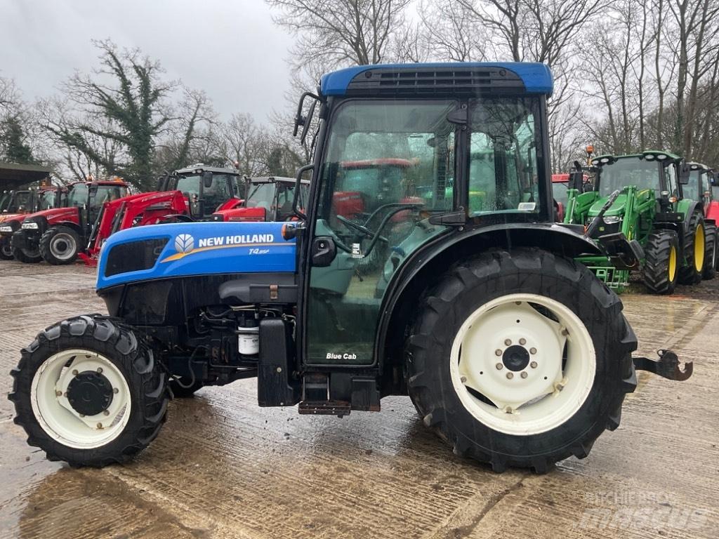 New Holland T 4.85 Τρακτέρ