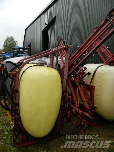 Hardi 800 Ρυμουλκούμενα ψεκαστικά