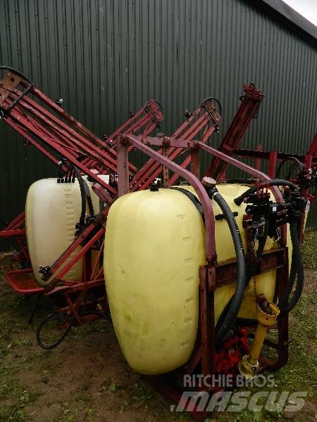 Hardi 800 Ρυμουλκούμενα ψεκαστικά