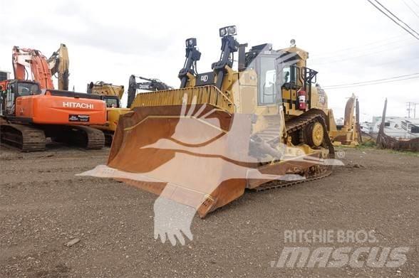 CAT D9 Μπουλντόζες με ερπύστριες