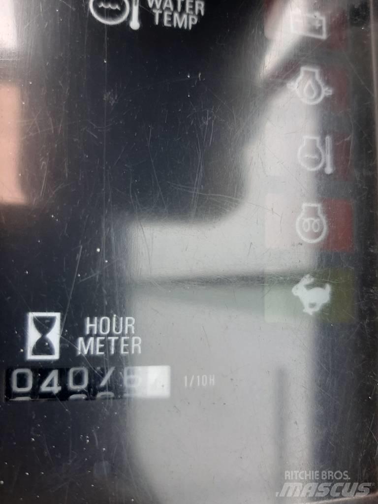Takeuchi TB016 Εκσκαφάκι (διαβολάκι) < 7t