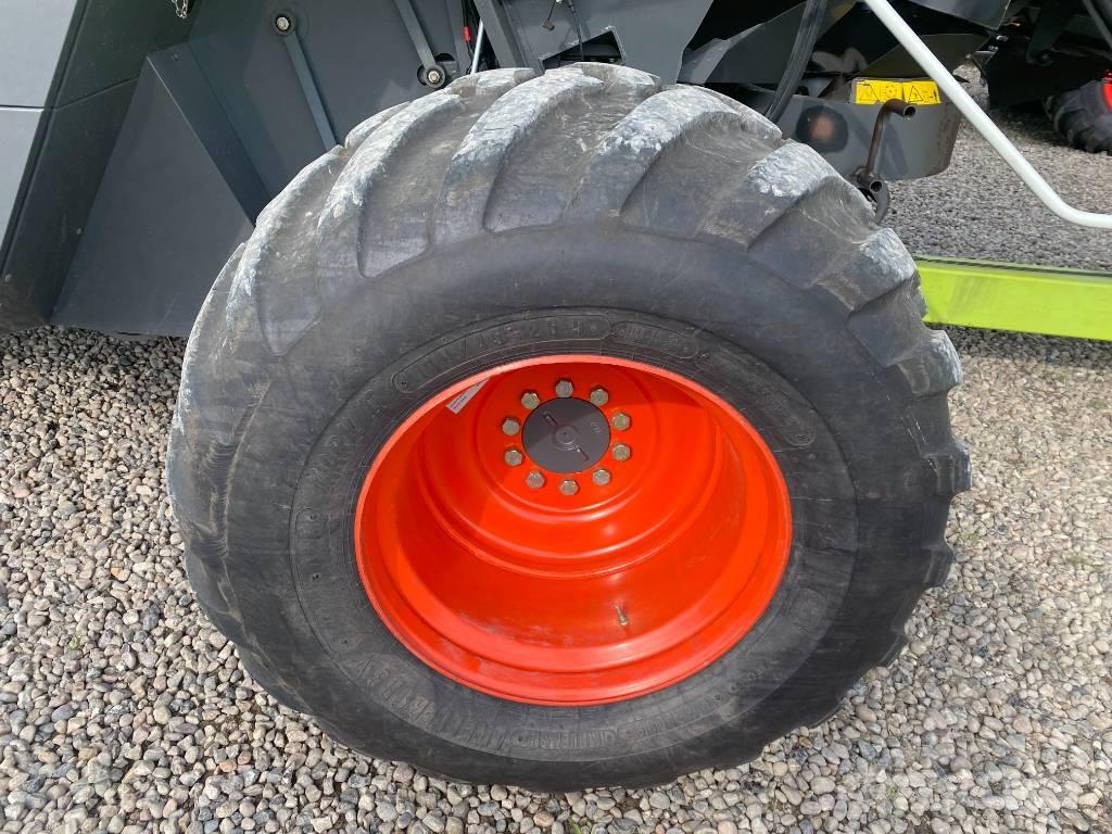 CLAAS LEXION 600 Θεριζοαλωνιστικές μηχανές