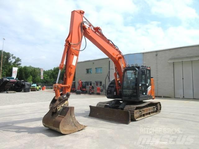 Hitachi ZX 135 US-7 Εκσκαφείς με ερπύστριες