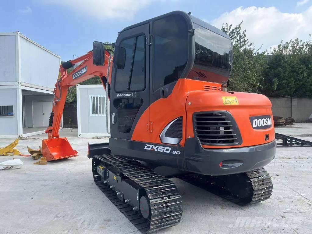 Doosan DX 60-9 C Εκσκαφείς με ερπύστριες