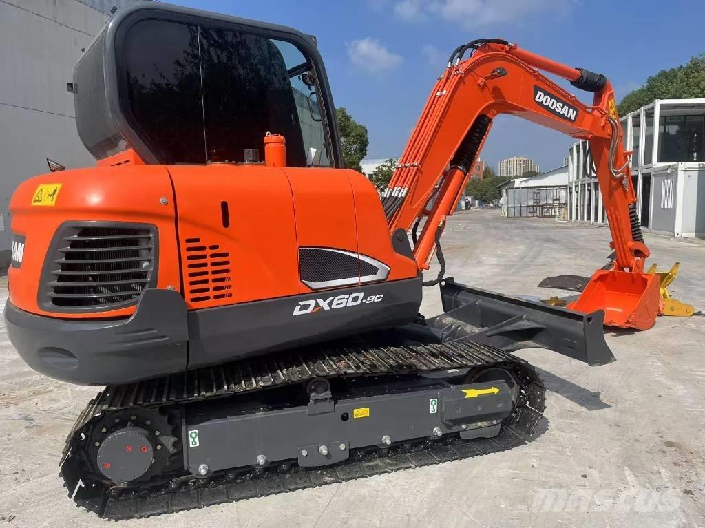 Doosan DX 60-9 C Εκσκαφείς με ερπύστριες