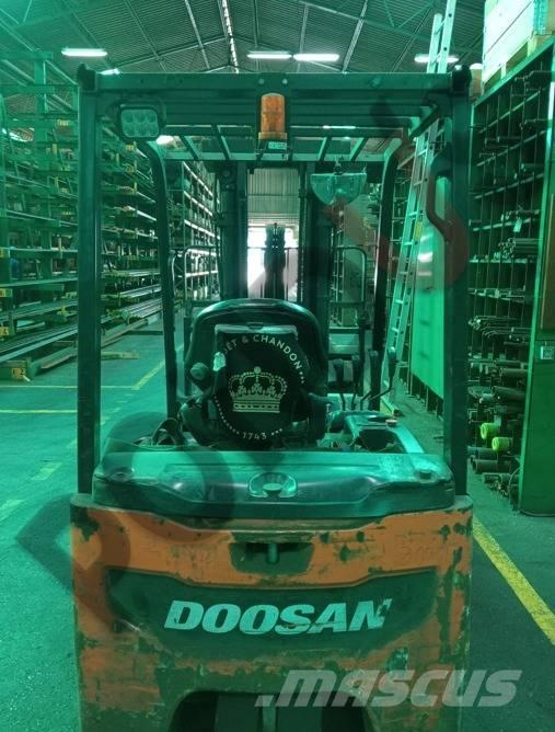 Doosan B 18 T-7 Ηλεκτρικά περονοφόρα ανυψωτικά κλαρκ