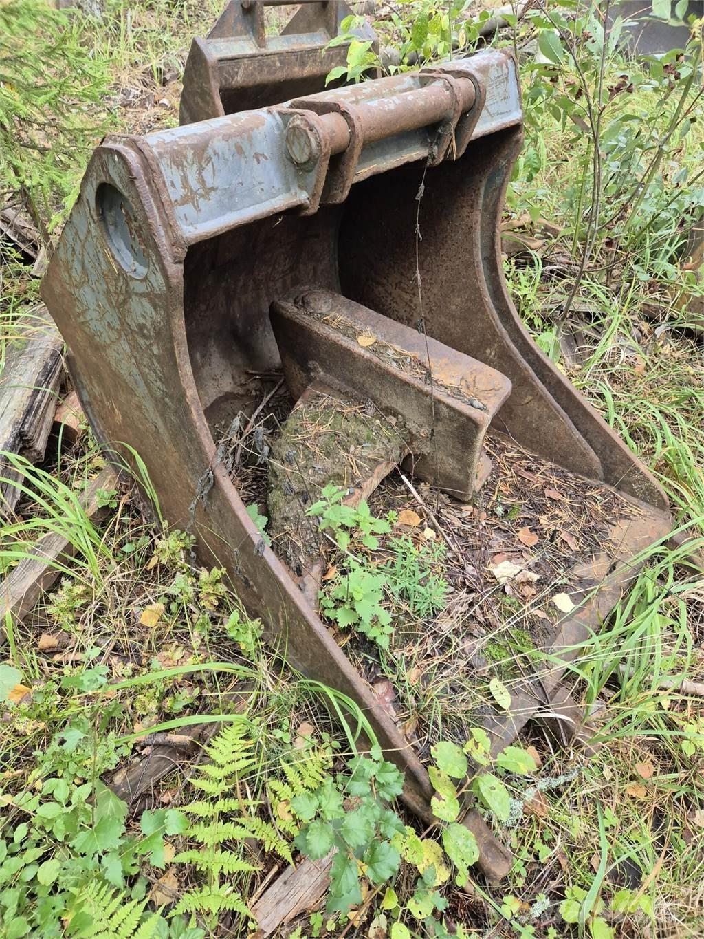 Lännen kynsikauha Κουβάδες