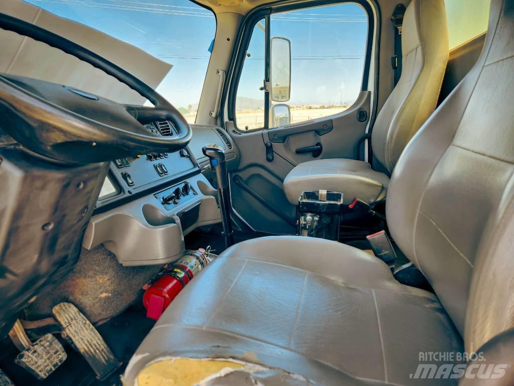 Freightliner 108 SD Βυτία νερού