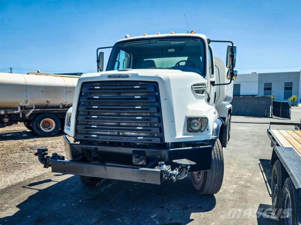 Freightliner 108 SD Βυτία νερού