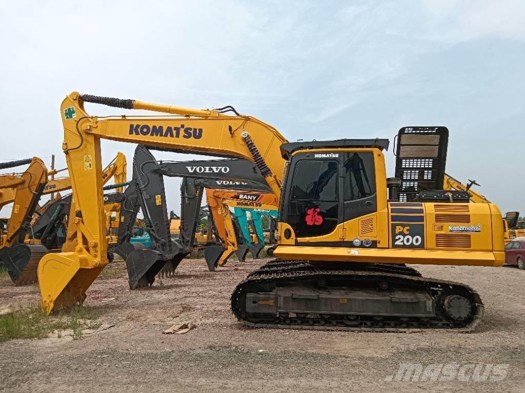 Komatsu PC 200-8 Εκσκαφείς με ερπύστριες