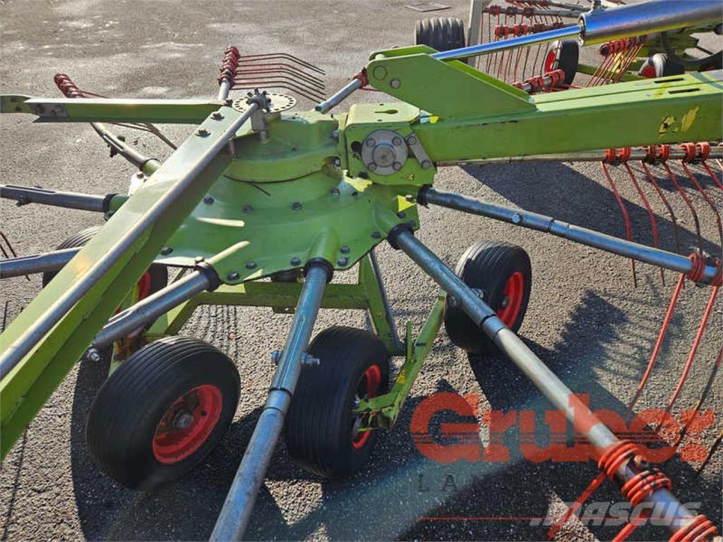 CLAAS Liner 1550 Αναμοχλευτήρες