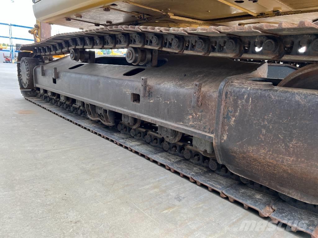 CAT 323D LN Εκσκαφείς με ερπύστριες