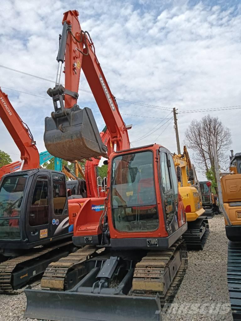 Doosan DX 75 Εκσκαφείς με ερπύστριες