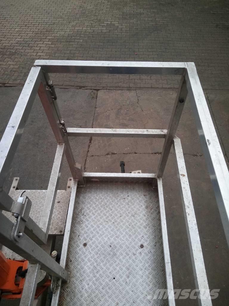 Palfinger P 250 BK Εναέριες πλατφόρμες τοποθετημένες σε φορτηγό
