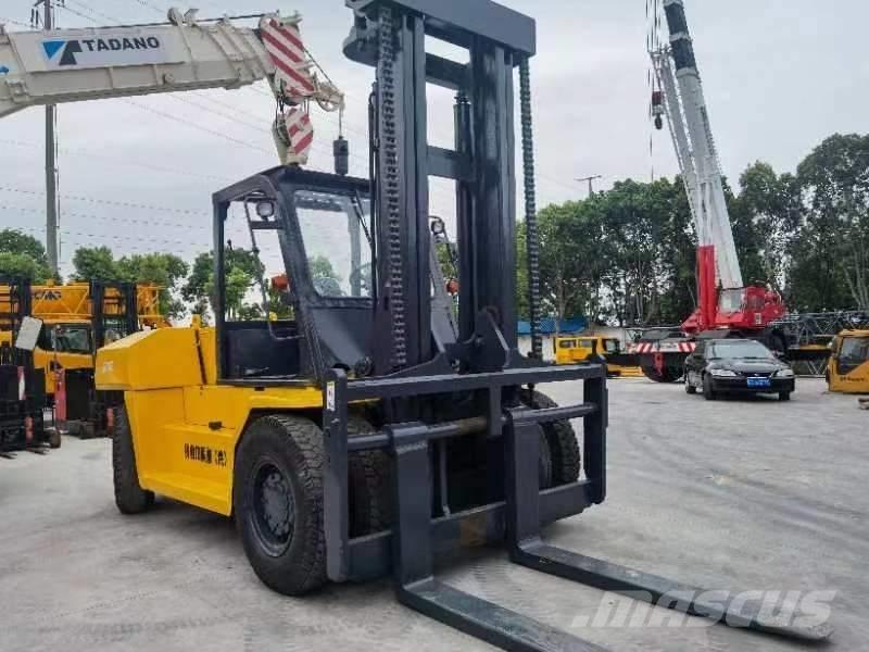 Komatsu FD 160 Πετρελαιοκίνητα Κλαρκ