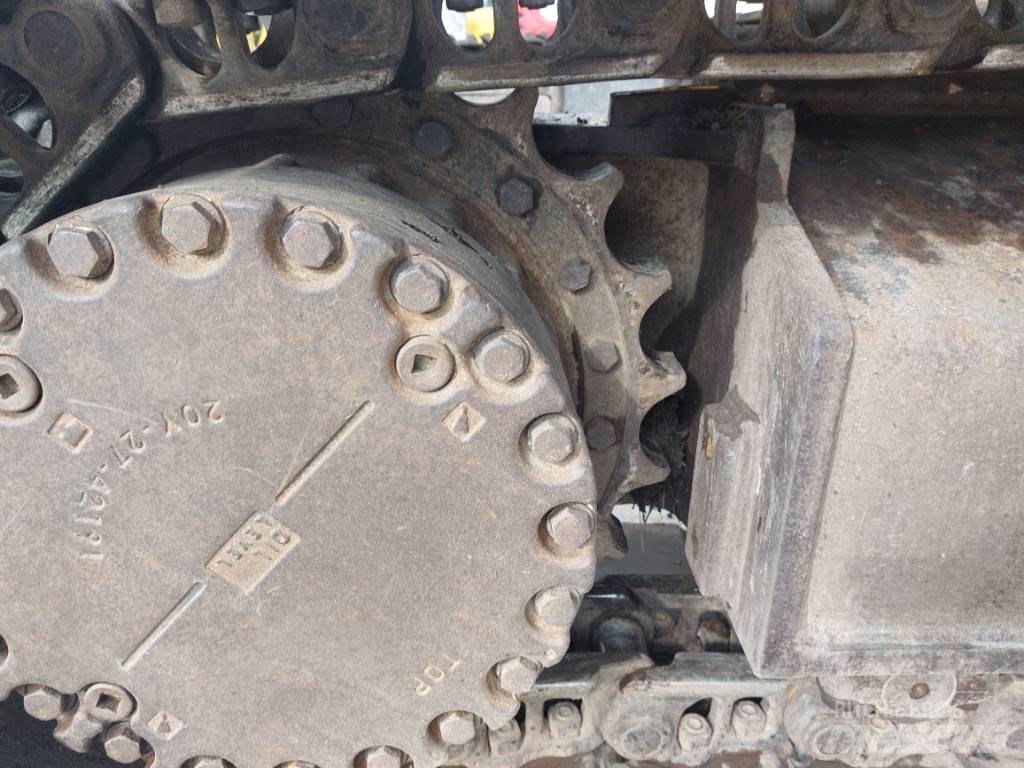Komatsu PC228USLC-11 Εκσκαφείς με ερπύστριες