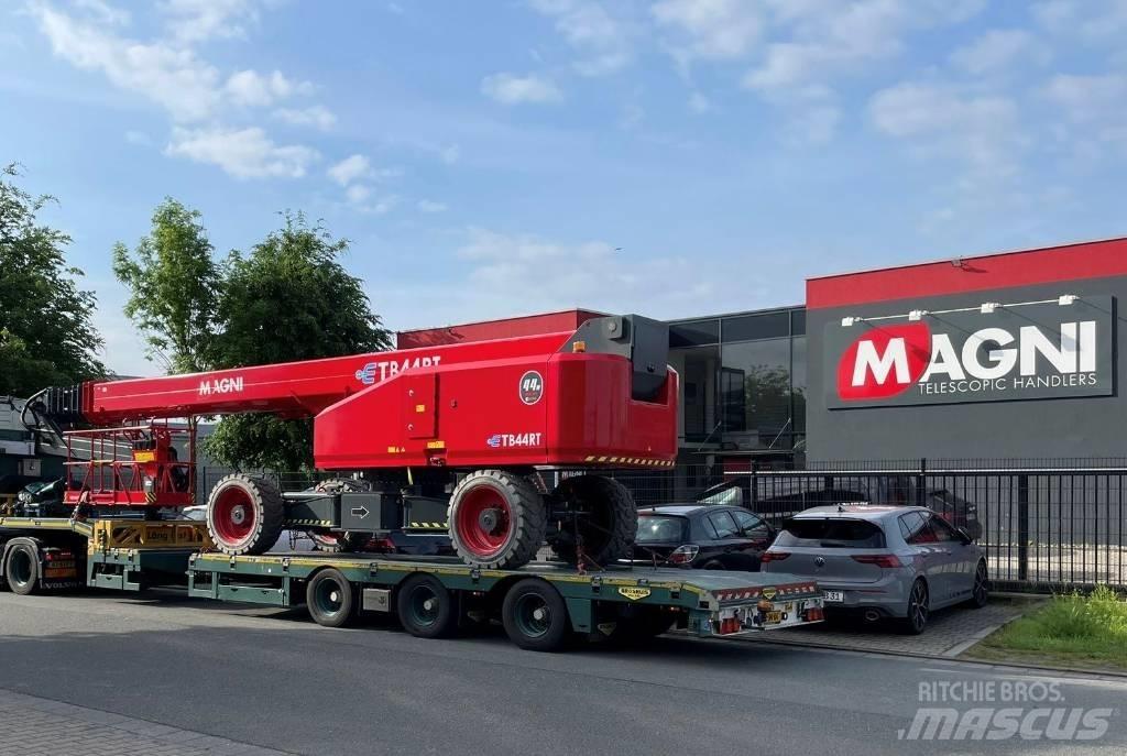 Magni ETB 44 RT Ανυψωτήρες με αρθρωτό βραχίονα