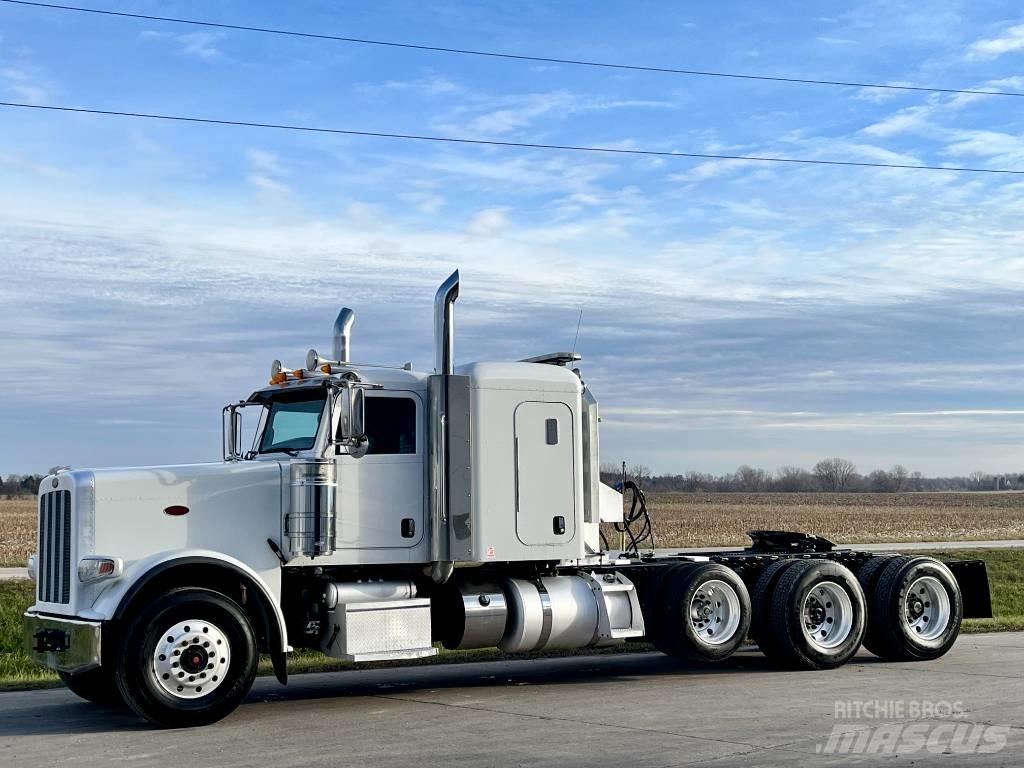 Peterbilt 388 Τράκτορες