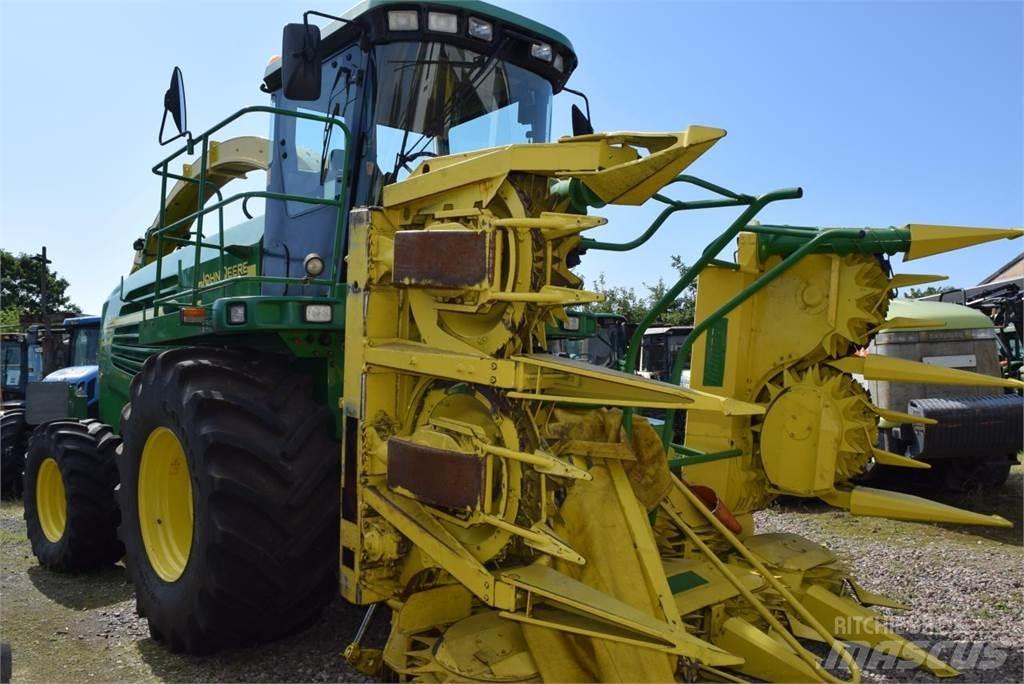 John Deere 7400 Μηχανές χορτονομής