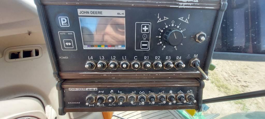 John Deere 840 Ρυμουλκούμενα ψεκαστικά