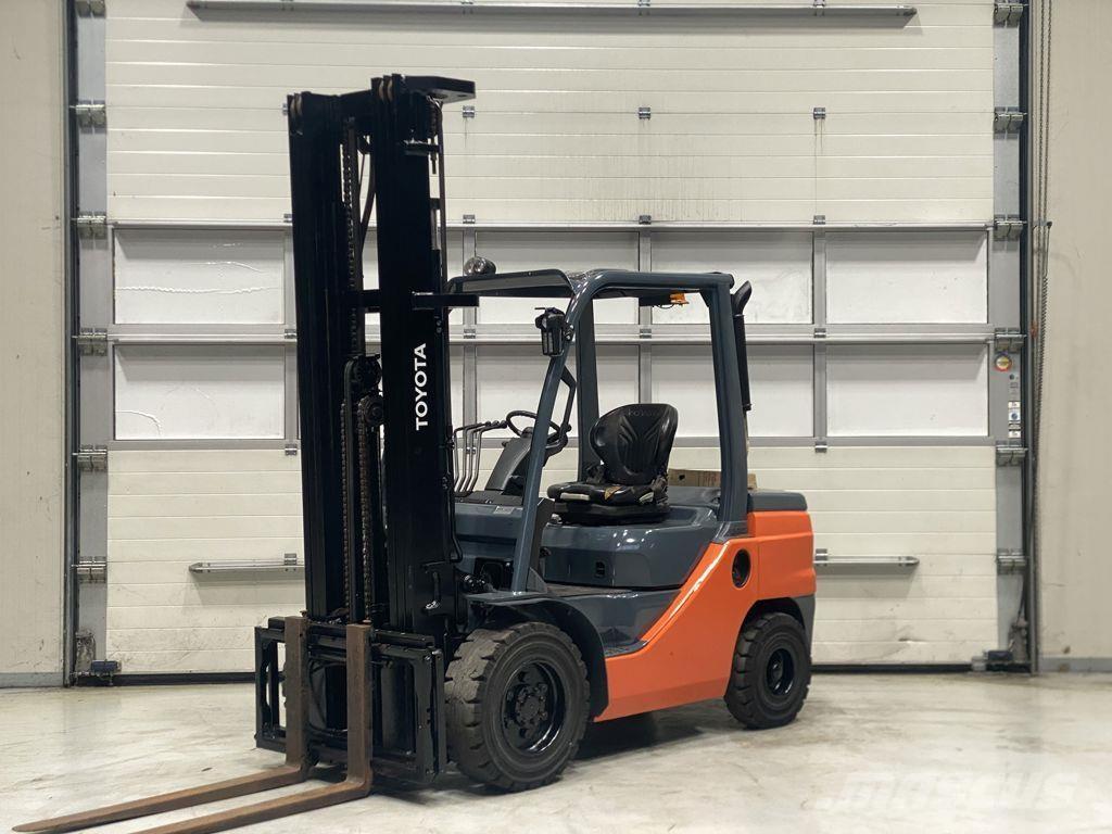 Toyota 52-8FDF30 Πετρελαιοκίνητα Κλαρκ