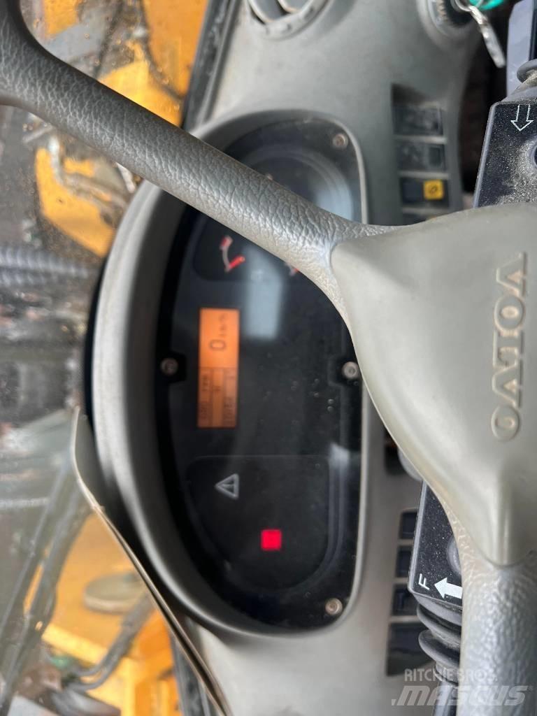 Volvo L 220 E Φορτωτές με λάστιχα (Τροχοφόροι)