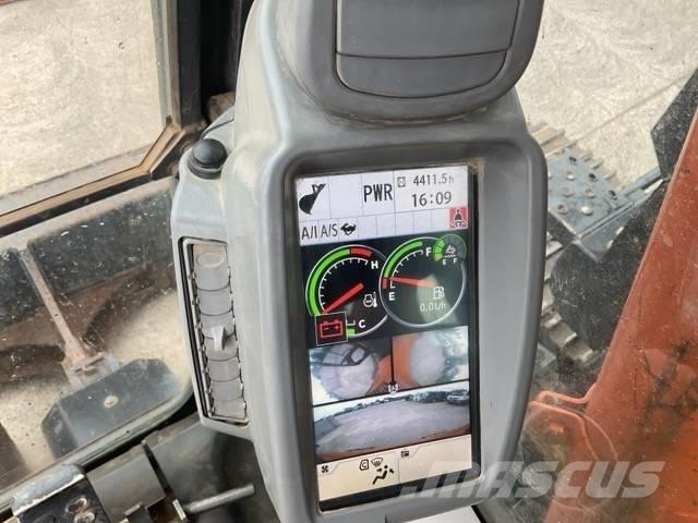 Hitachi ZX 135 US-6 Εκσκαφείς με ερπύστριες