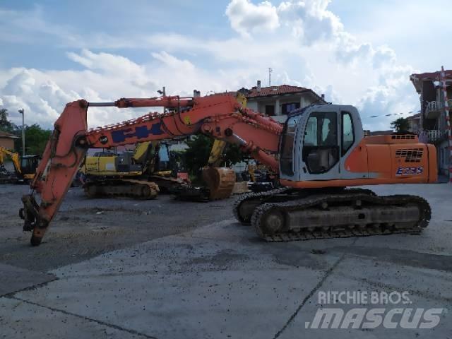 Fiat-Kobelco E 235 Εκσκαφείς με ερπύστριες