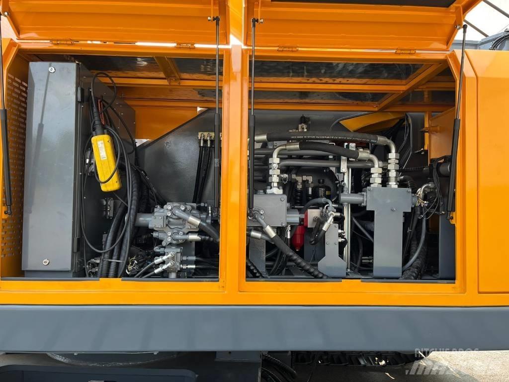 Sennebogen 673 Γερανοί με ερπύστριες