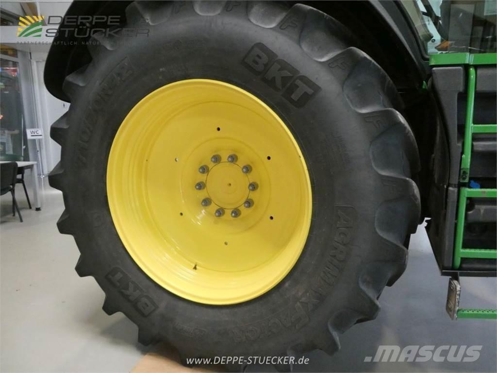 John Deere 6250R Τρακτέρ