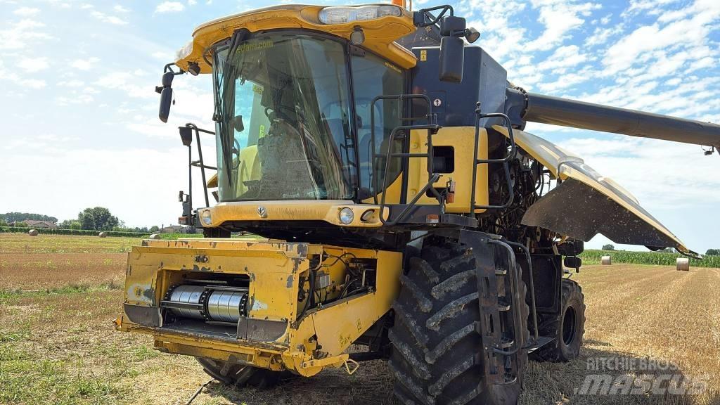 New Holland CR 960 Θεριζοαλωνιστικές μηχανές