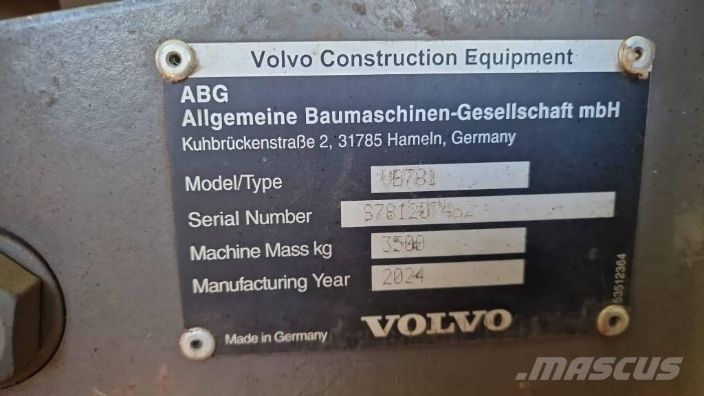 Volvo P 8820 D Άλλα