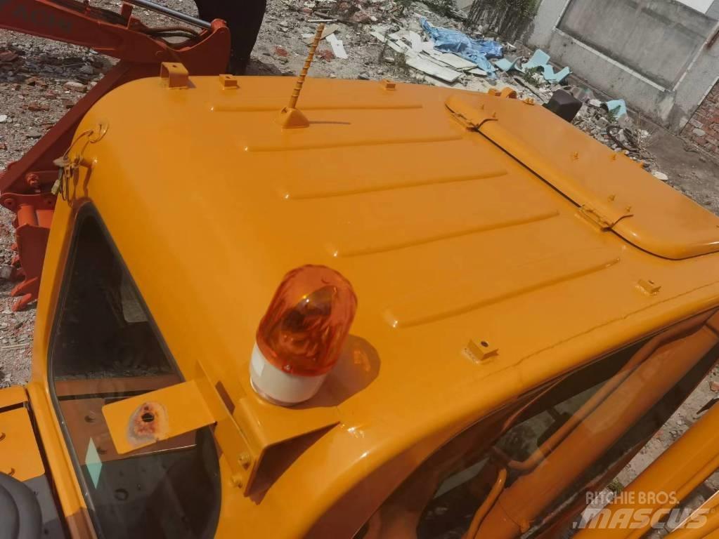 Hyundai R215VS Εκσκαφείς με ερπύστριες