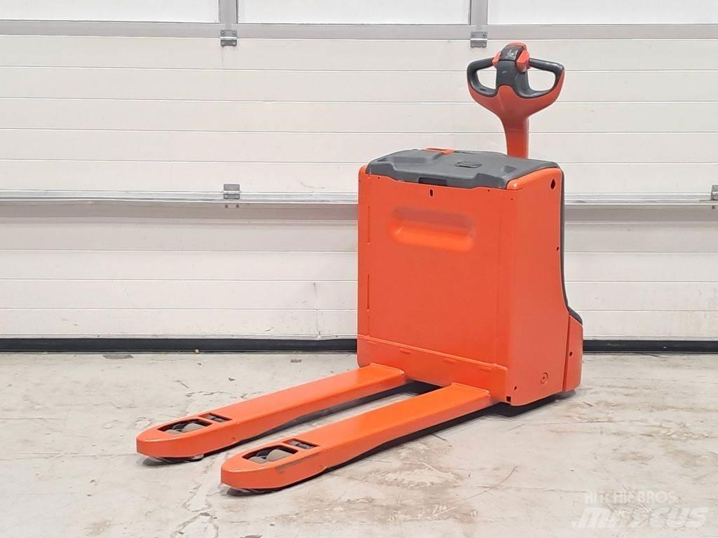 Linde T16 Χειροκίνητο περονοφόρο ανυψωτικό