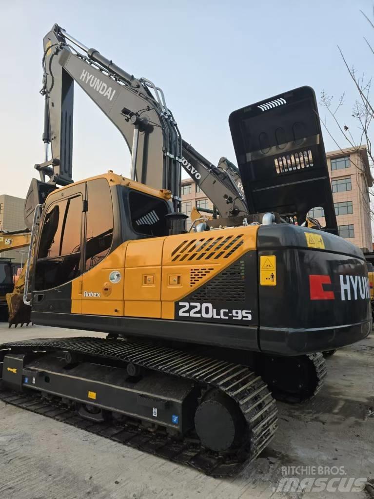 Hyundai 220—9S Εκσκαφείς με ερπύστριες