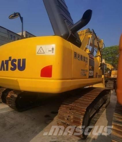 Komatsu PC 220-8 Εκσκαφείς με ερπύστριες