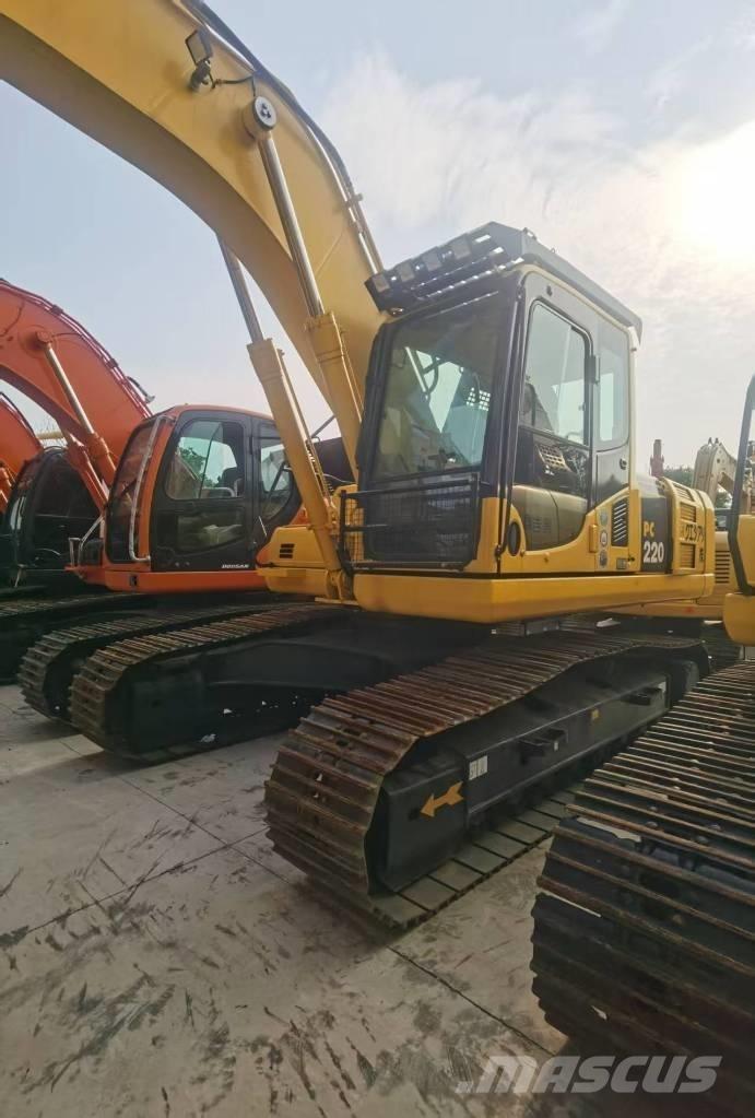 Komatsu PC 220-8 Εκσκαφείς με ερπύστριες