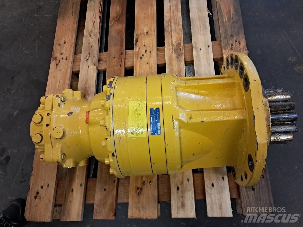 Komatsu PW 180-10 Μετάδοση κίνησης