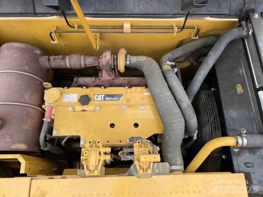 CAT 323 D L Εκσκαφείς με ερπύστριες