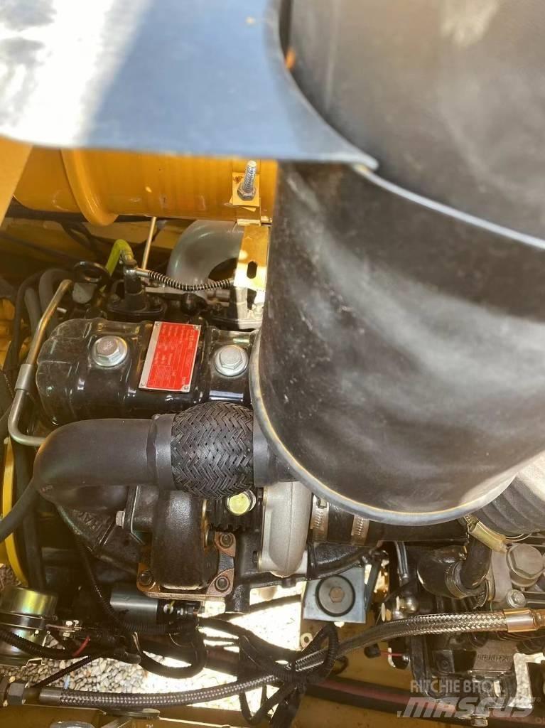 CAT 420F Εκσκαφείς Φορτωτές τύπου JCB