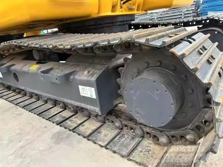 Komatsu PC130 Εκσκαφείς με ερπύστριες