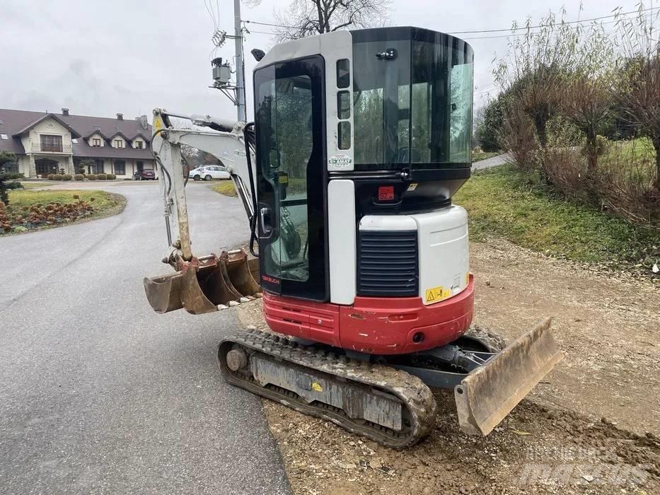 Takeuchi TB 23 R Εκσκαφάκι (διαβολάκι) < 7t